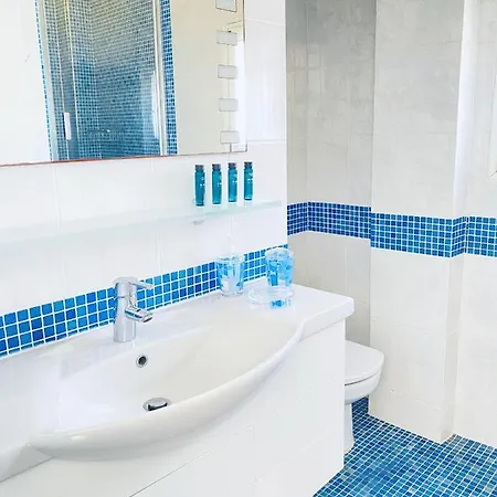 Villa Diana Paraga Beach By Ghh פרדייז ביץ'